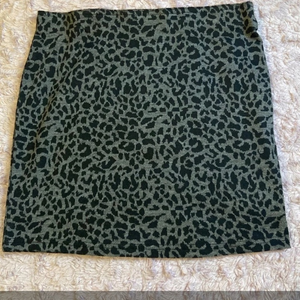 Cheetah mini skirt size small